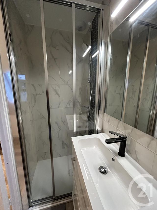 Appartement Duplex &agrave; louer - 2 pi&egrave;ces - 23 m2 - Falaise - 14 - BASSE-NORMANDIE