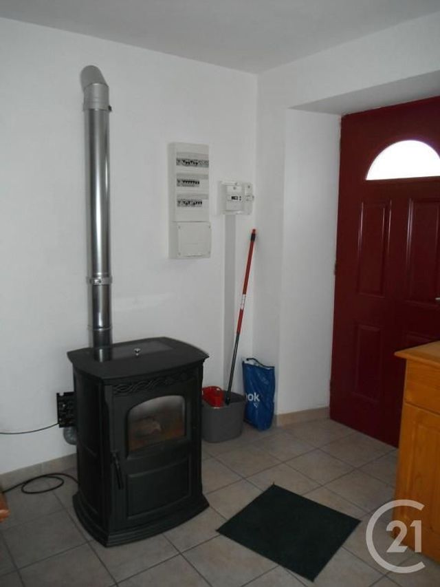 Maison &agrave; louer - 3 pi&egrave;ces - 46 m2 - Ussy - 14 - BASSE-NORMANDIE