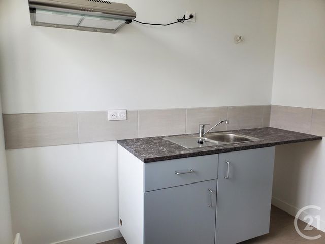 Appartement F2 &agrave; louer - 2 pi&egrave;ces - 38 m2 - Falaise - 14 - BASSE-NORMANDIE