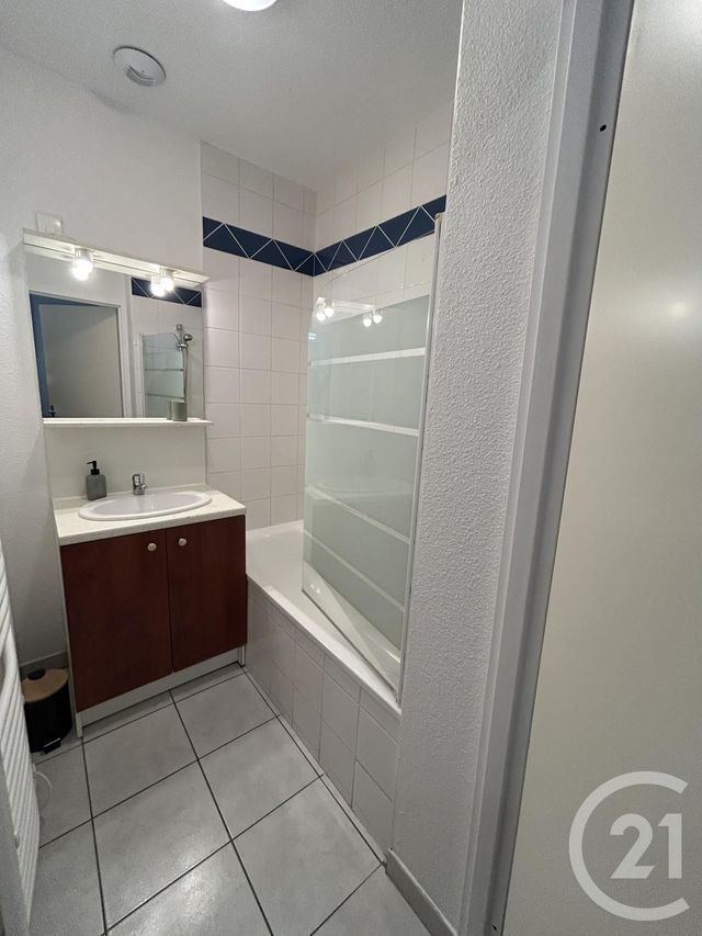 Appartement F2 &agrave; louer - 2 pi&egrave;ces - 35,67 m2 - Falaise - 14 - BASSE-NORMANDIE