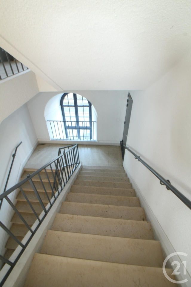 Appartement F2 &agrave; louer - 2 pi&egrave;ces - 35,67 m2 - Falaise - 14 - BASSE-NORMANDIE