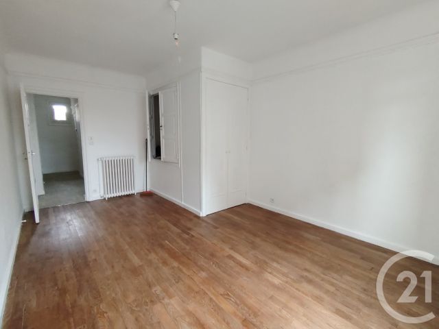 Appartement F2 &agrave; louer - 2 pi&egrave;ces - 56,32 m2 - Falaise - 14 - BASSE-NORMANDIE