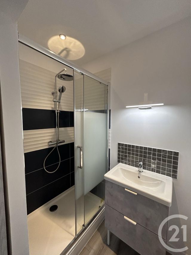 Appartement F3 &agrave; louer - 3 pi&egrave;ces - 50,78 m2 - Falaise - 14 - BASSE-NORMANDIE