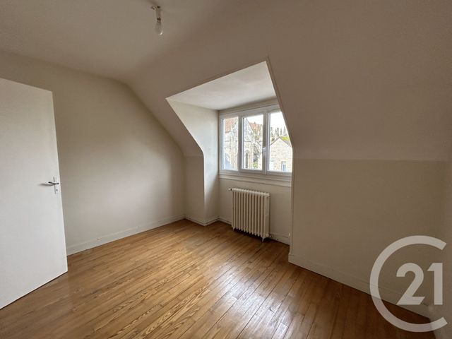 Appartement F3 &agrave; louer - 3 pi&egrave;ces - 48 m2 - Falaise - 14 - BASSE-NORMANDIE