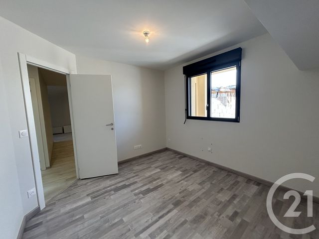 Maison &agrave; louer - 3 pi&egrave;ces - 66,57 m2 - Falaise - 14 - BASSE-NORMANDIE