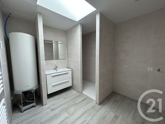 Maison &agrave; louer - 3 pi&egrave;ces - 66,57 m2 - Falaise - 14 - BASSE-NORMANDIE