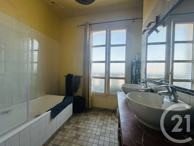 Appartement F4 &agrave; vendre - 4 pi&egrave;ces - 87,16 m2 - Falaise - 14 - BASSE-NORMANDIE