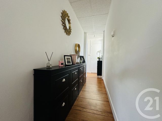 Appartement F3 &agrave; vendre - 3 pi&egrave;ces - 64,25 m2 - Falaise - 14 - BASSE-NORMANDIE