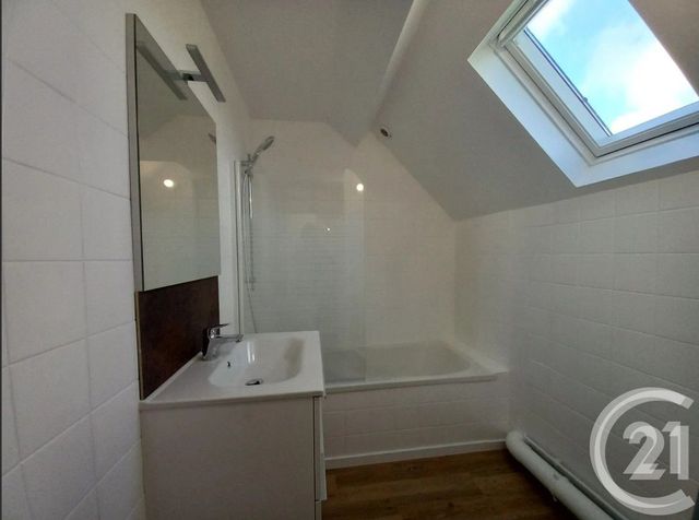 Maison &agrave; louer - 4 pi&egrave;ces - 102 m2 - St Germain De Tournebut - 50 - BASSE-NORMANDIE