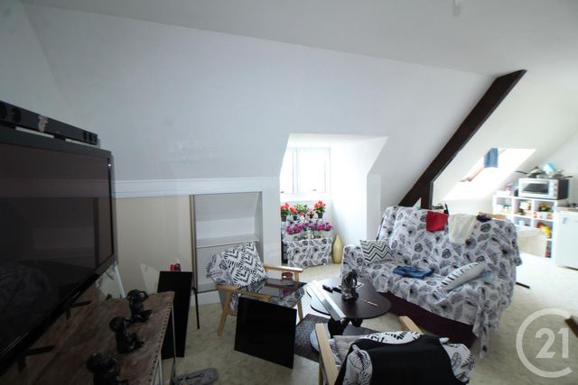 Appartement F2 &agrave; louer - 2 pi&egrave;ces - 40 m2 - Falaise - 14 - BASSE-NORMANDIE