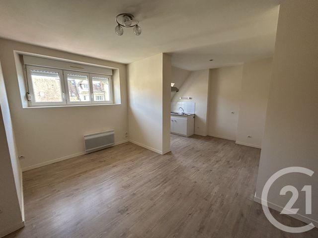 Appartement 3 pièces 45 m² · à Falaise · 45 m² · 76 000 €