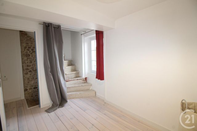 Maison &agrave; louer - 6 pi&egrave;ces - 125 m2 - Falaise - 14 - BASSE-NORMANDIE