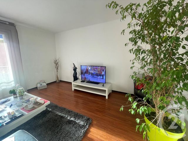 Appartement T4 &agrave; louer - 4 pi&egrave;ces - 101,19 m2 - Castelnau Le Lez - 34 - LANGUEDOC-ROUSSILLON
