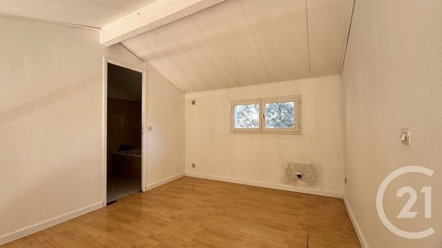 Maison &agrave; louer - 2 pi&egrave;ces - 4684 m2 - St Bres - 34 - LANGUEDOC-ROUSSILLON