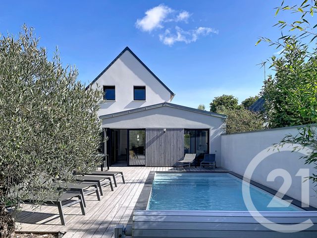 Maison 10 pièces 220 m² · à Saint-Gildas-de-Rhuys · 219,7 m² · 1 092 000 €