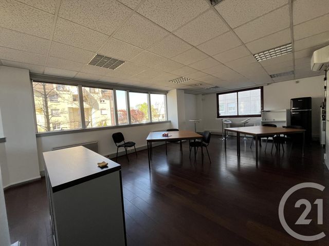 Appartement Local à louer - 1 pièce - 35 m2 - Schiltigheim - 67 - ALSACE