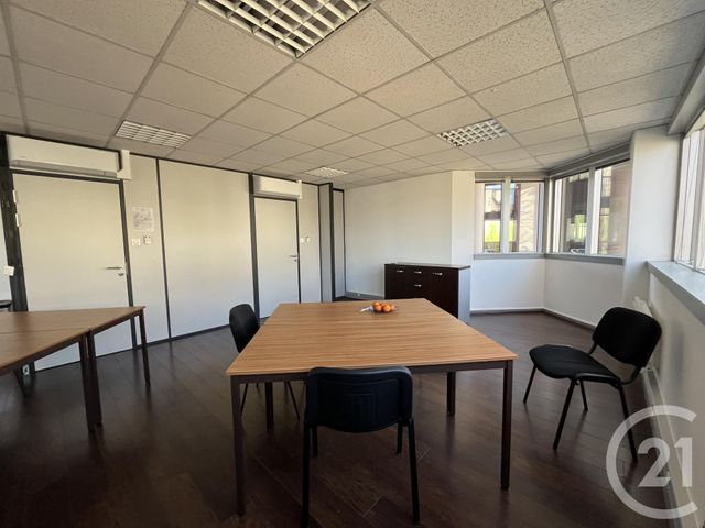 Appartement Local à louer - 1 pièce - 35 m2 - Schiltigheim - 67 - ALSACE