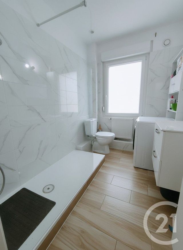 Appartement T2 &agrave; vendre - 2 pi&egrave;ces - 41,20 m2 - Schiltigheim - 67 - ALSACE