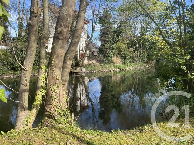 Appartement F1 &agrave; louer - 1 pi&egrave;ce - 24 m2 - Strasbourg - 67 - ALSACE