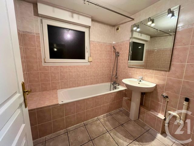 Appartement a louer schiltigheim - 4 pièce(s) - 94 m2 - Surfyn