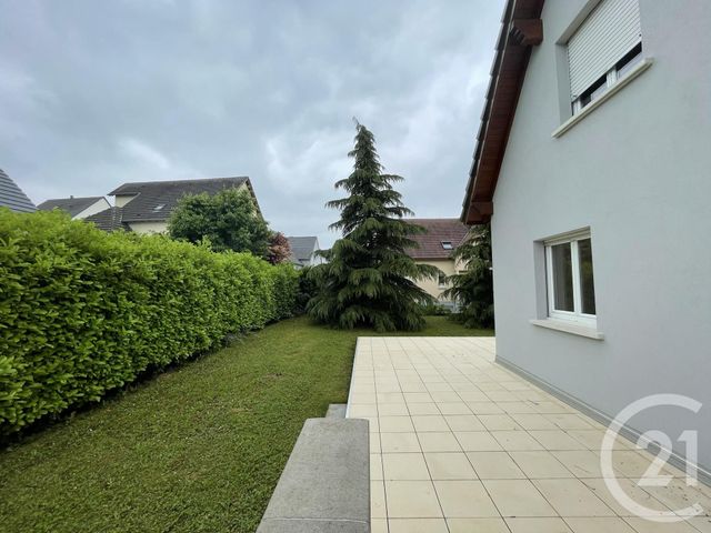 Maison &agrave; louer - 5 pi&egrave;ces - 107,30 m2 - Dingsheim - 67 - ALSACE