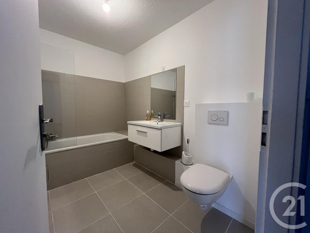 Appartement F2 &agrave; louer - 2 pi&egrave;ces - 53 m2 - Schiltigheim - 67 - ALSACE