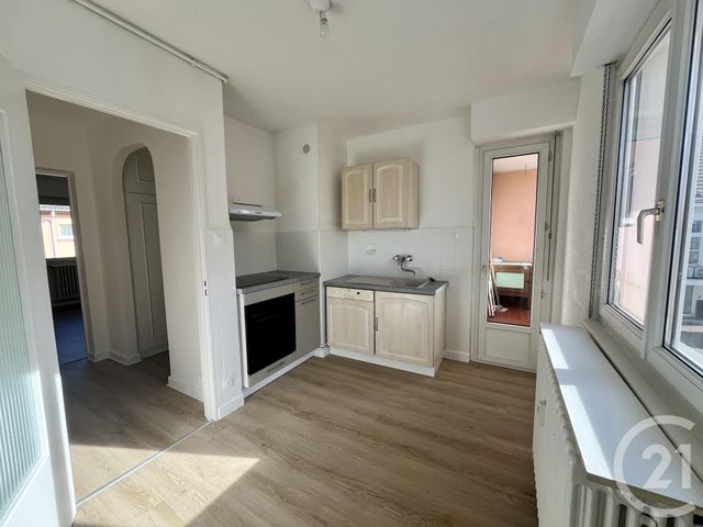 Appartement F3 &agrave; louer - 3 pi&egrave;ces - 76,54 m2 - Holtzheim - 67 - ALSACE