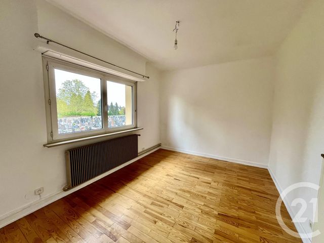 Maison &agrave; louer - 5 pi&egrave;ces - 128,70 m2 - Souffelweyersheim - 67 - ALSACE
