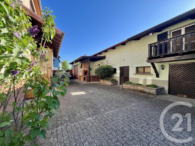 Maison &agrave; louer - 5 pi&egrave;ces - 128,70 m2 - Souffelweyersheim - 67 - ALSACE