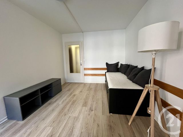 Appartement F1 &agrave; louer - 1 pi&egrave;ce - 35 m2 - Strasbourg - 67 - ALSACE