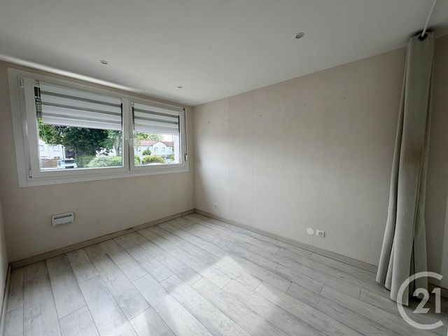 Appartement F3/4 &agrave; louer - 3 pi&egrave;ces - 74,30 m2 - Mundolsheim - 67 - ALSACE