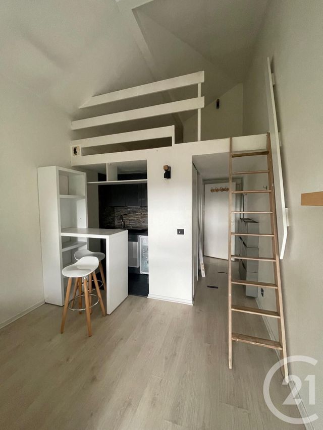 Appartement F1 &agrave; louer - 1 pi&egrave;ce - 23 m2 - Illkirch Graffenstaden - 67 - ALSACE