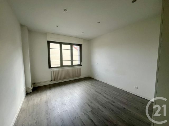 Appartement T3 &agrave; louer - 3 pi&egrave;ces - 69,37 m2 - Bischheim - 67 - ALSACE