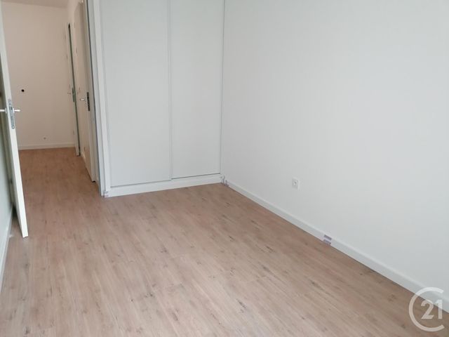 Appartement F4 &agrave; louer - 4 pi&egrave;ces - 82,60 m2 - Schiltigheim - 67 - ALSACE
