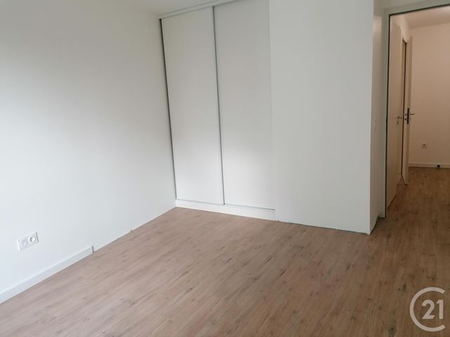 Appartement F4 &agrave; louer - 4 pi&egrave;ces - 82,60 m2 - Schiltigheim - 67 - ALSACE