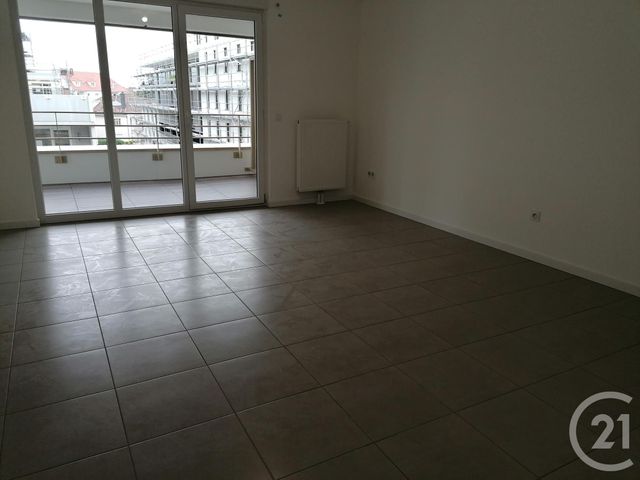 Appartement F4 &agrave; louer - 4 pi&egrave;ces - 82,60 m2 - Schiltigheim - 67 - ALSACE