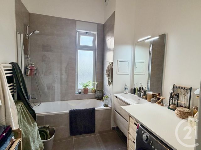 Appartement F3 &agrave; louer - 3 pi&egrave;ces - 64 m2 - Strasbourg - 67 - ALSACE