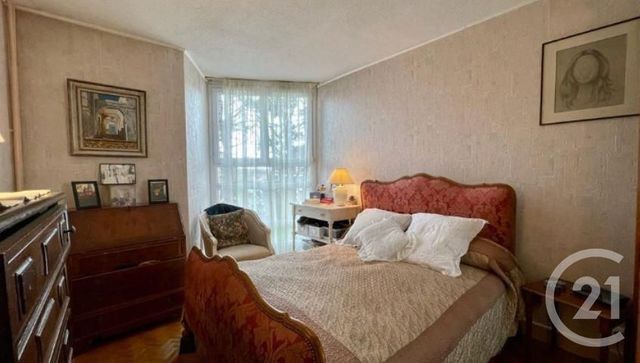 Appartement a vendre  - 4 pièce(s) - 81.5 m2 - Surfyn