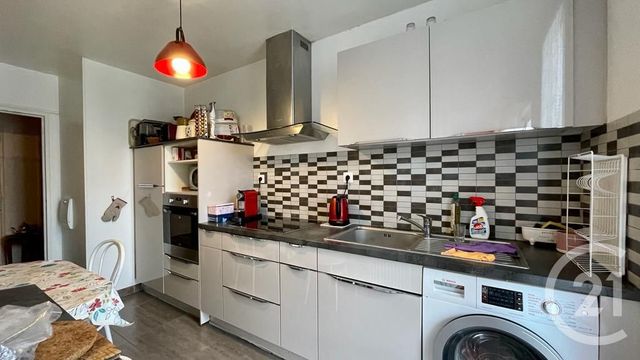 Appartement a vendre  - 4 pièce(s) - 81.5 m2 - Surfyn