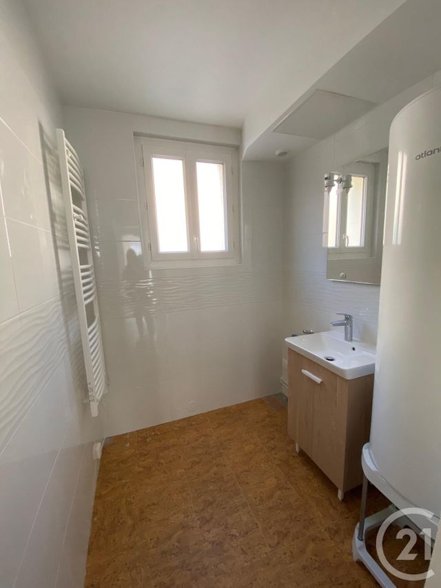 Appartement F3 &agrave; louer - 3 pi&egrave;ces - 56,28 m2 - Ecouen - 95 - ILE-DE-FRANCE