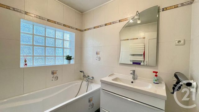 Maison à vendre - 5 pièces - 106,03 m2 - Domont - 95 - ILE-DE-FRANCE