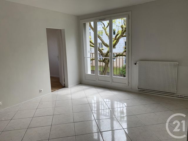 Appartement F3 &agrave; louer - 3 pi&egrave;ces - 53,06 m2 - Domont - 95 - ILE-DE-FRANCE