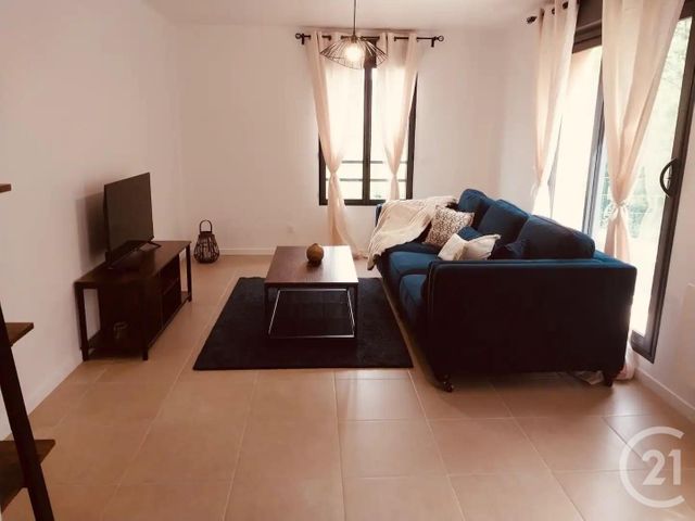 Appartement F3 &agrave; louer - 3 pi&egrave;ces - 52,90 m2 - Luzarches - 95 - ILE-DE-FRANCE