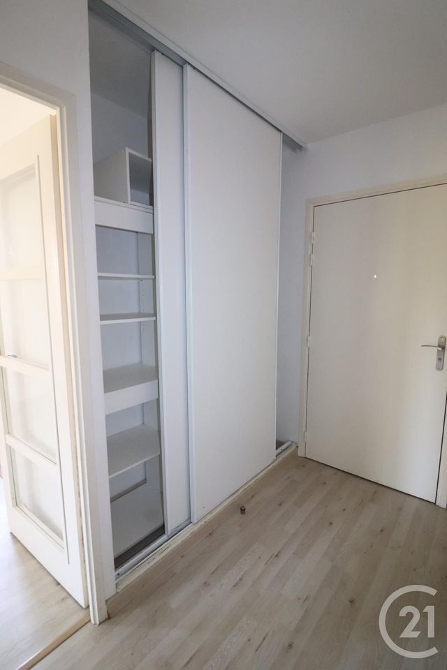 Appartement F2 &agrave; louer - 2 pi&egrave;ces - 40,17 m2 - Moisselles - 95 - ILE-DE-FRANCE