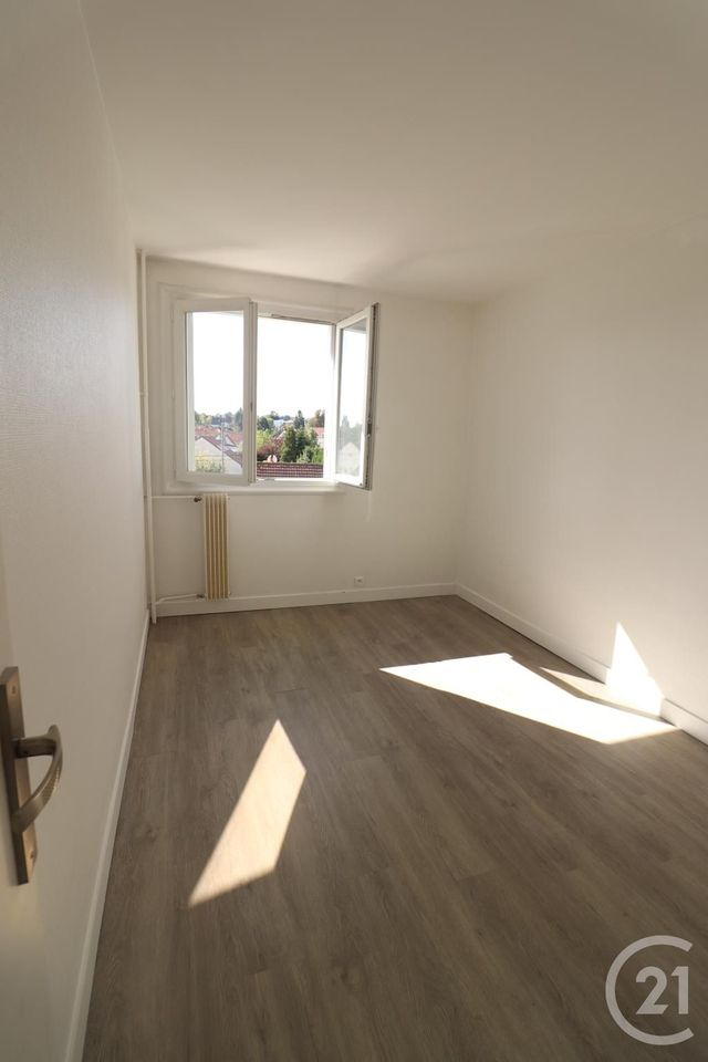 Appartement &agrave; louer - 3 pi&egrave;ces - 58,34 m2 - Domont - 95 - ILE-DE-FRANCE