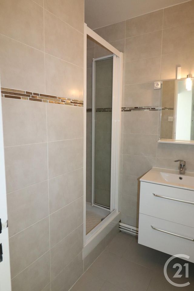 Appartement &agrave; louer - 3 pi&egrave;ces - 58,34 m2 - Domont - 95 - ILE-DE-FRANCE
