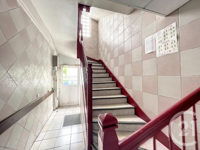 Appartement Studio à vendre - 1 pièce - 25,50 m2 - Reims - 51 - CHAMPAGNE-ARDENNE