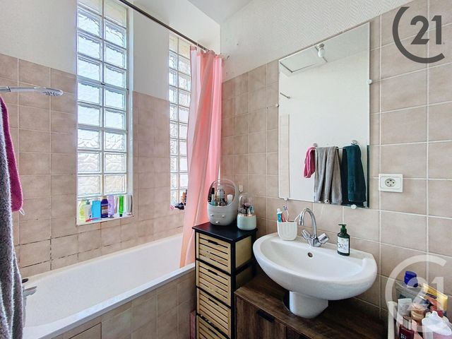 Appartement F3 à vendre - 3 pièces - 46,21 m2 - Reims - 51 - CHAMPAGNE-ARDENNE