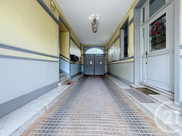 Appartement T2 à vendre - 2 pièces - 39 m2 - Reims - 51 - CHAMPAGNE-ARDENNE