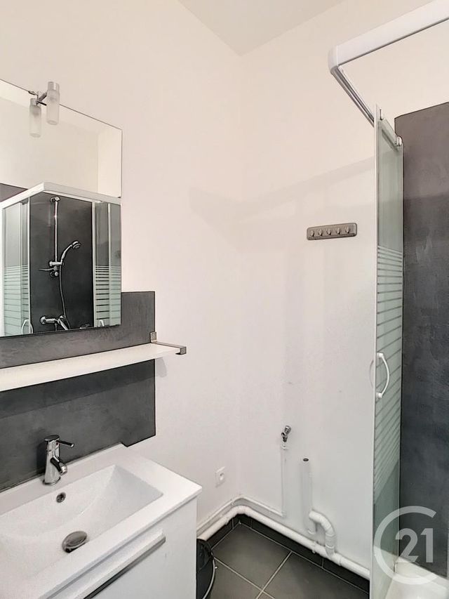 Appartement T2 à vendre - 2 pièces - 35,70 m2 - Reims - 51 - CHAMPAGNE-ARDENNE